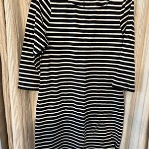 Old Navy Black and White Long Sleeve Dress